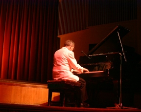 Len Rawle in duet
